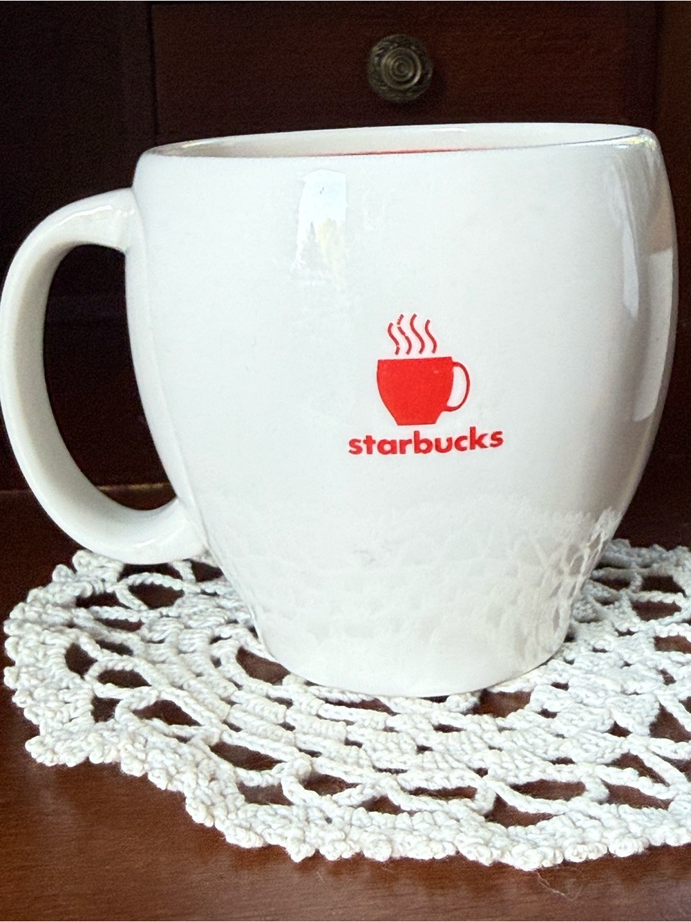Starbucks 2004 Abbey II Red Logo Ceramic Coffee Mug 15 Oz Vintage